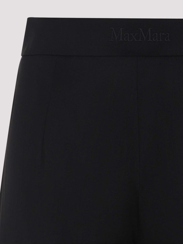 The Best Shops Max Mara: Pantalones casual - Shorts - Negro