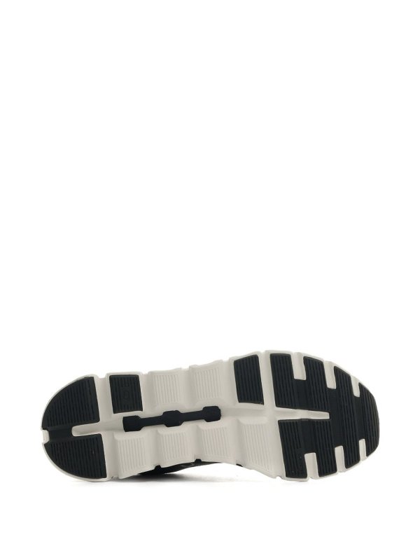 ON: スニーカー online - スニーカー - 黒