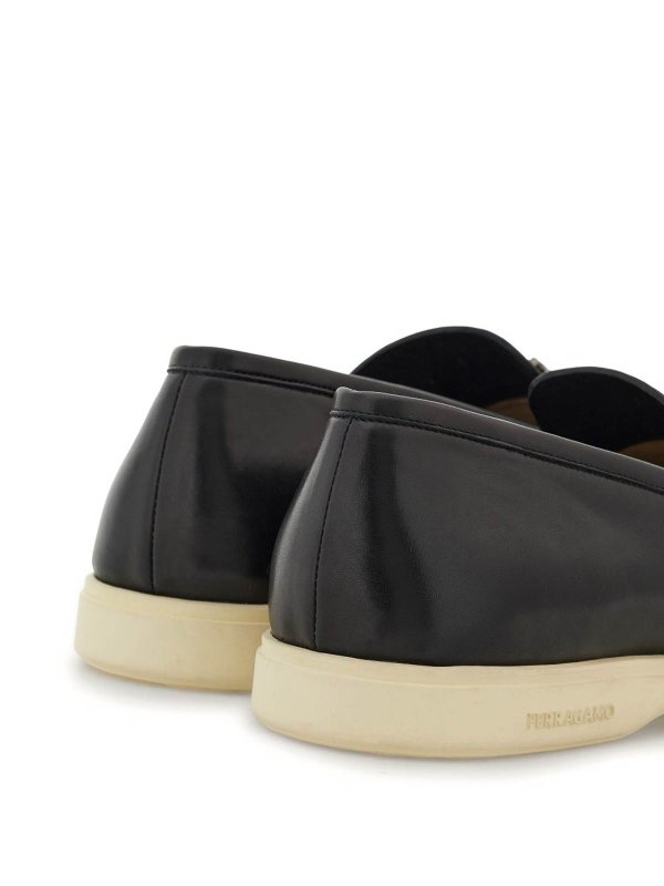 The Best Shops SALVATORE FERRAGAMO: ロファー＆スリッパ - ローファー - 黒