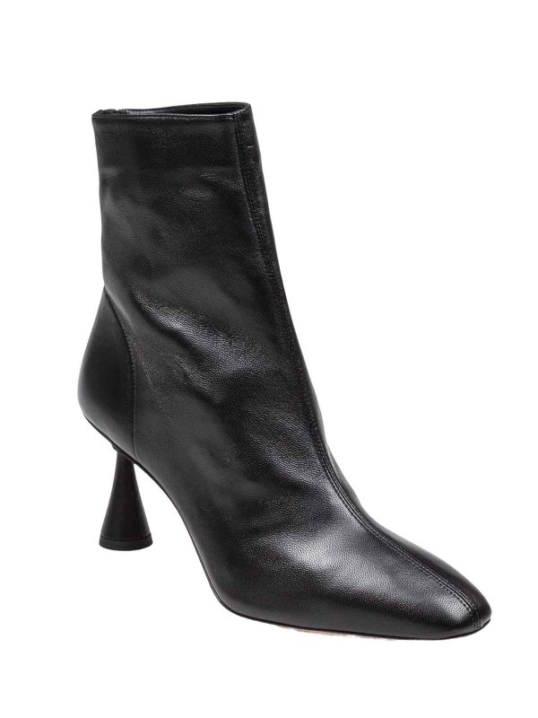 Aquazzura: ankle boots online - Aquazzura Amore Bootie 75 in black leather
