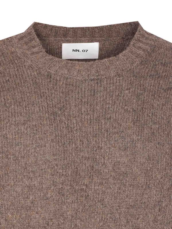 Pull Col Rond - Marron shop online: NN.07