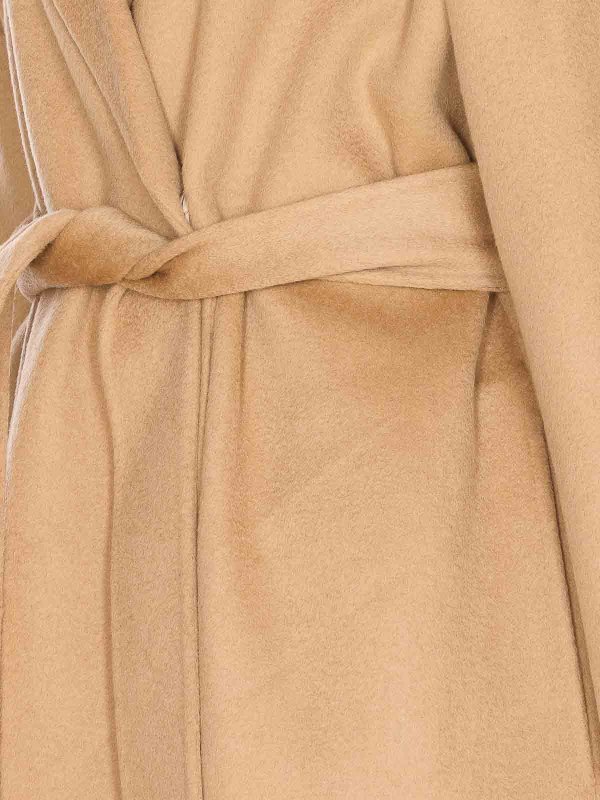 The Best Shops THE DYNAMIS STUDIO: Abrigos cortos - Abrigo Corto - Beis