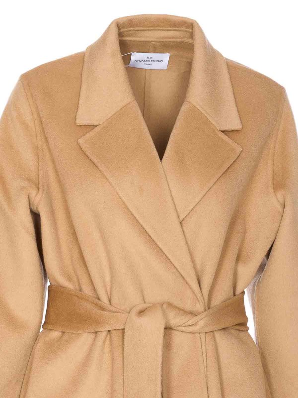 Abrigo Corto - Beis shop online: THE DYNAMIS STUDIO