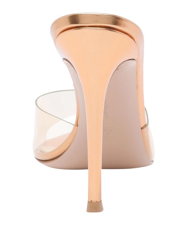 パンプス - ブラウン shop online: Gianvito Rossi