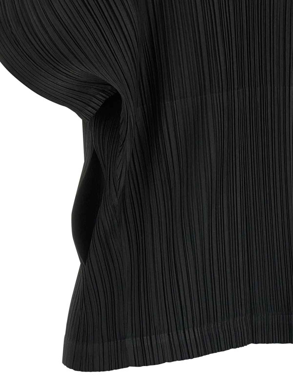 Monthly Colors August Top shop online: PLEATS PLEASE ISSEY MIYAKE