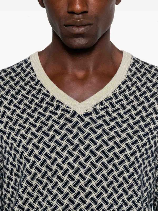 DRUMOHR buy online Long Sleeve V-Neck Sweater