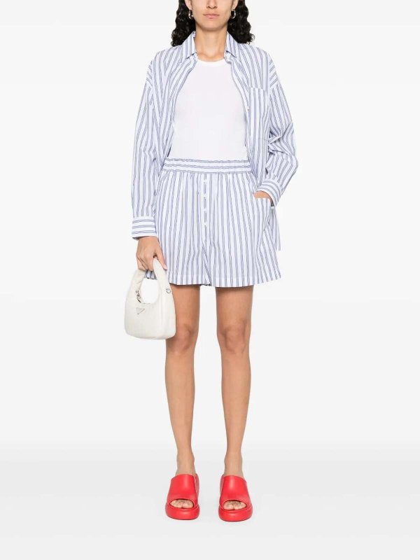 CUANTICO: Trousers Shorts online - Shorts