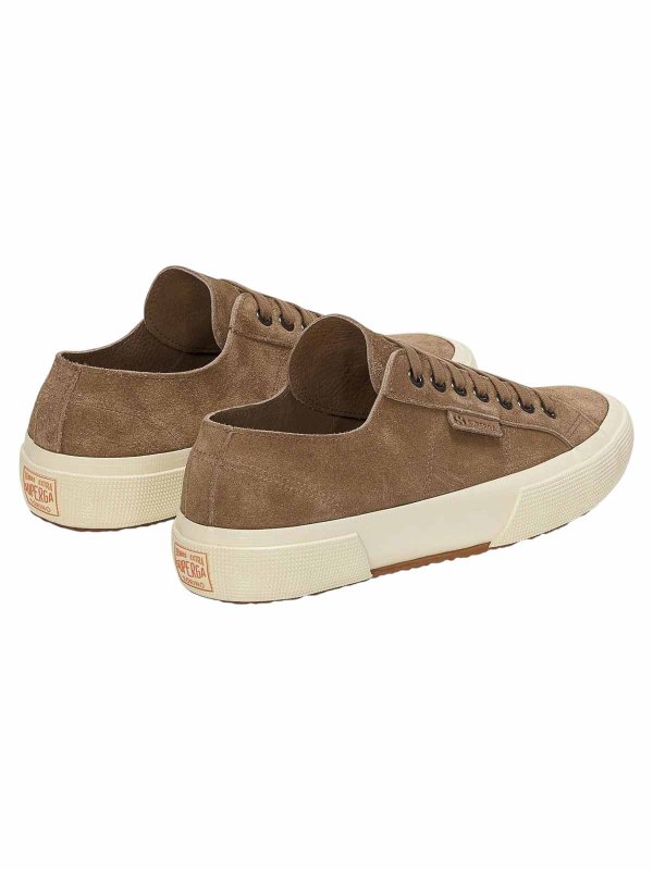 The Best Shops Superga: Chaussures de sport - Baskets - Marron