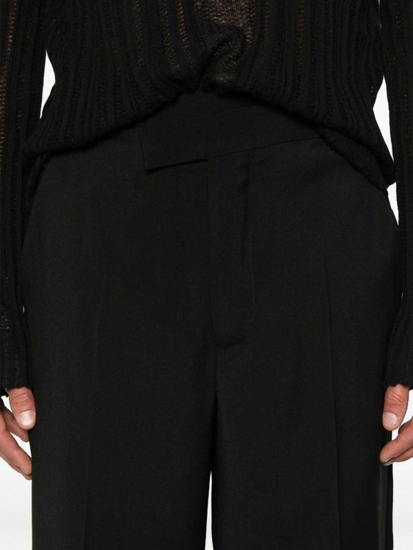 The Best Shops ANN DEMEULEMEESTER: カジュアルトラウザー - カジュアルパンツ - 黒