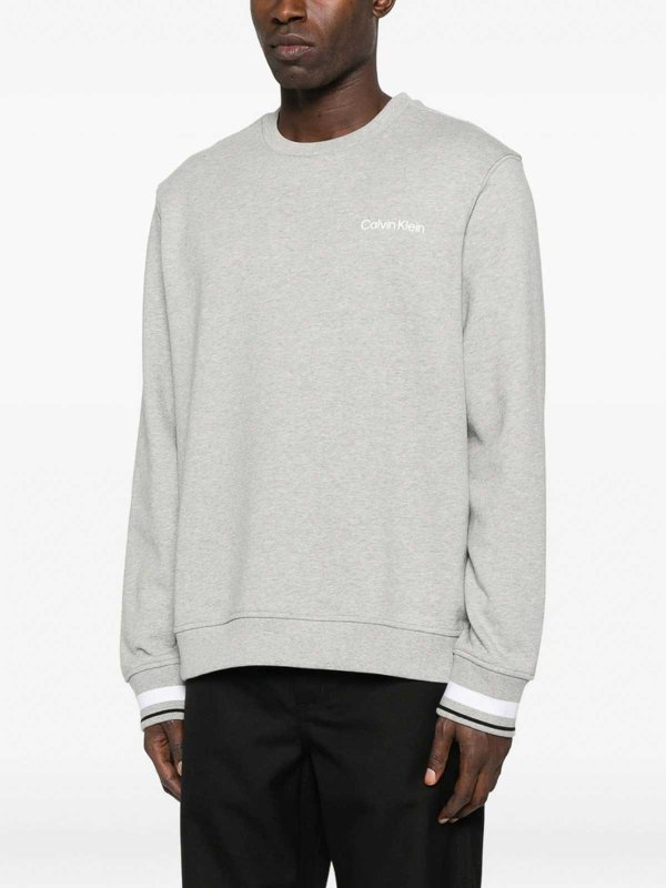 CALVIN KLEIN: クルーネック online - クルーネック - グレー