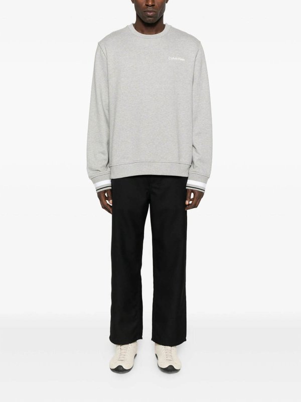 クルーネック - グレー shop online: CALVIN KLEIN