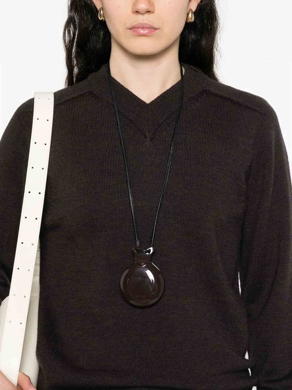 クルーネック - ブラウン shop online: STUDIO NICHOLSON