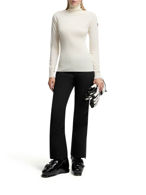 MONCLER: クルーネック online - クルーネック - ヌードカラー