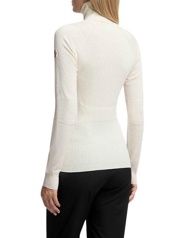 クルーネック - ヌードカラー shop online: MONCLER