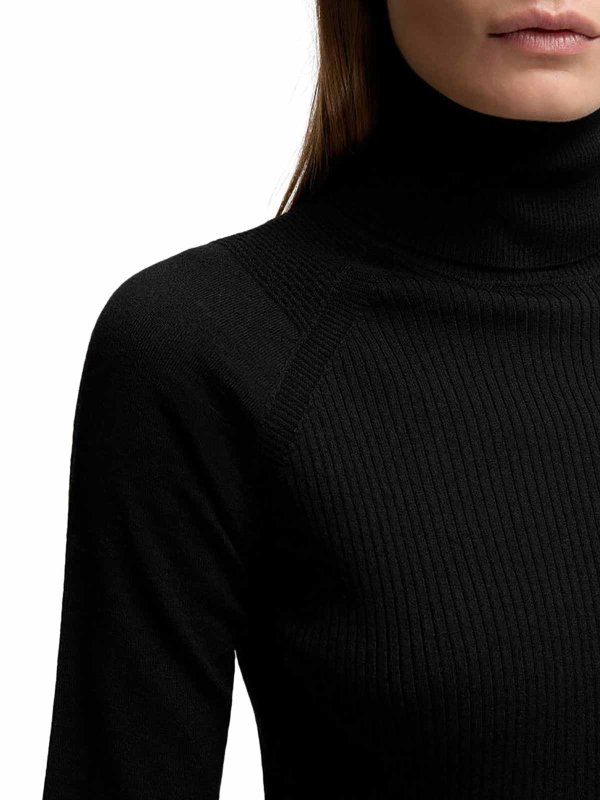 The Best Shops MONCLER: クルーネック - 黒