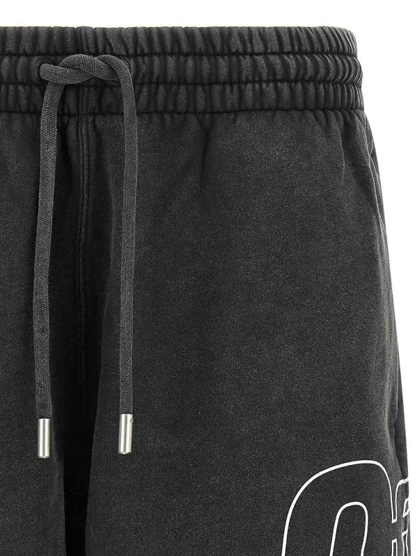 The Best Shops OFF-WHITE: Trousers Shorts - Outline Arrow Skate Bermuda Shorts