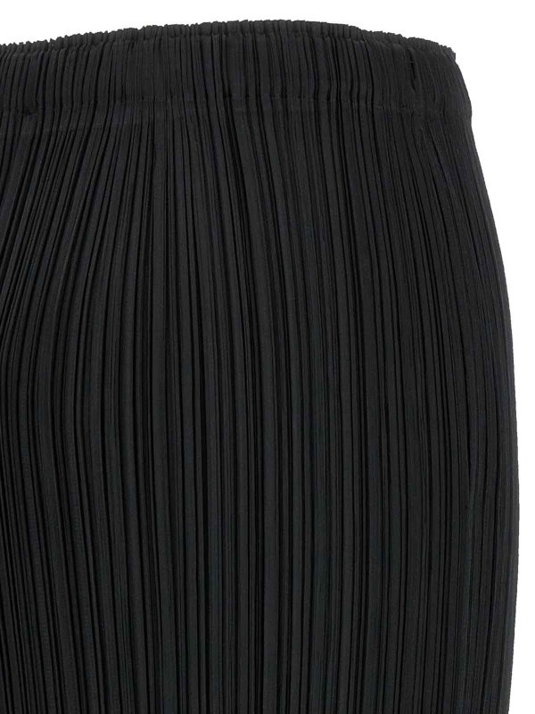 膝丈/ミディスカート - 黒 shop online: PLEATS PLEASE ISSEY MIYAKE