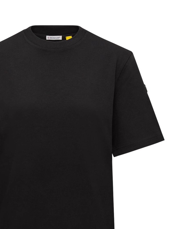 MONCLER: Camisetas online - Camiseta - Negro