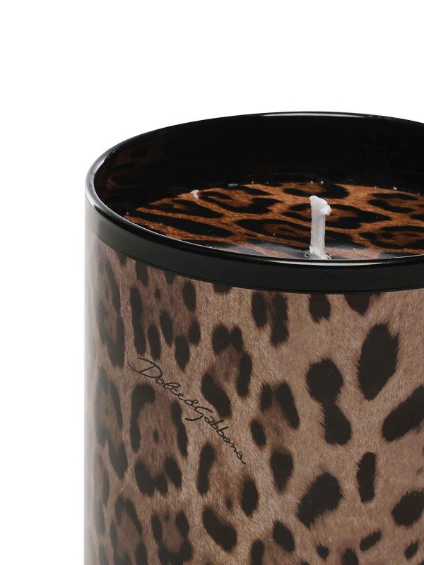 Candela profumata - Patchouli Replica 
online: DOLCE & GABBANA