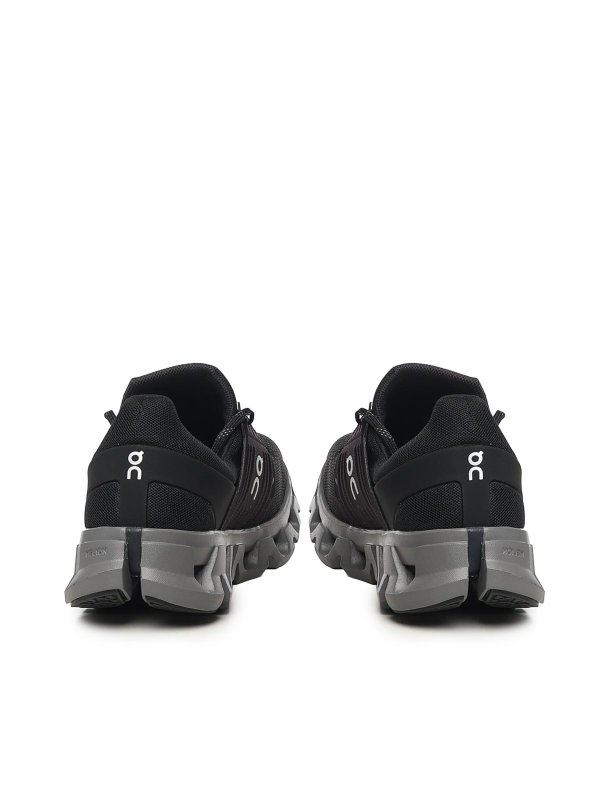 The Best Shops ON RUNNING: スニーカー - スニーカー - 黒