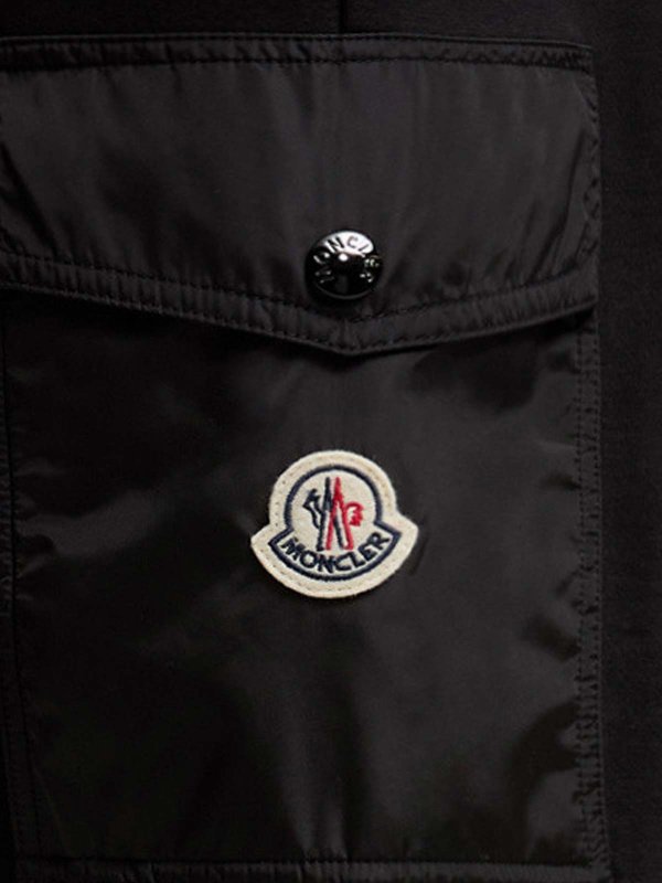 MONCLER: スウェットパンツ online - トラックスーツ ボトムス - 黒