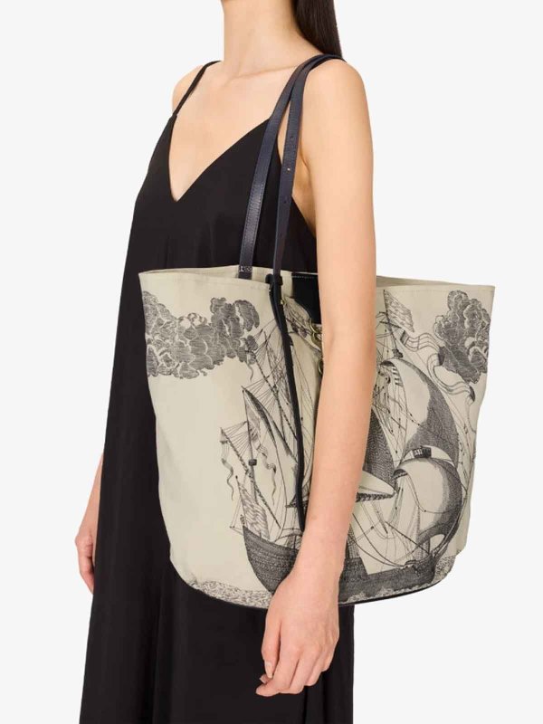 The Best Shops INOUI EDITION: totes bags - Soft Shopping Des Rives Et Des Reves