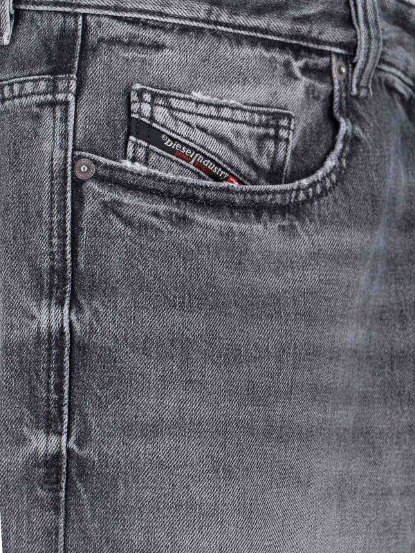 Jeans shop online: DIESEL