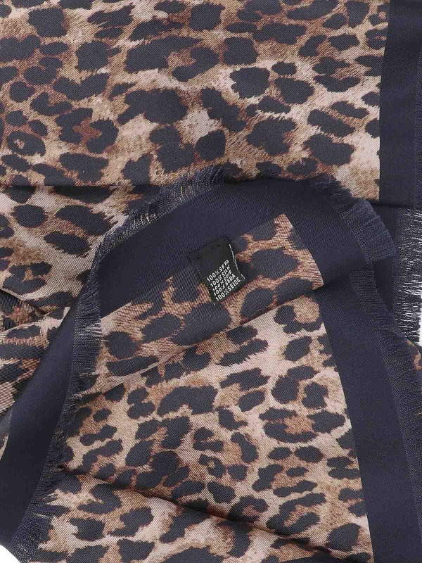 The Best Shops NILI LOTAN: Stoles & Shawls - Foulard In Seta