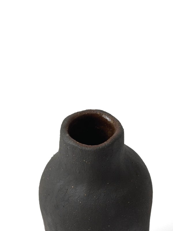 TÈNUA: homeware online - Ceramic Vase (Medium)