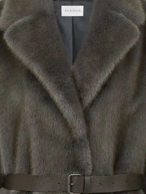 P.A.R.O.S.H.: Pellicce e montoni online - Cappotto in ecopelliccia