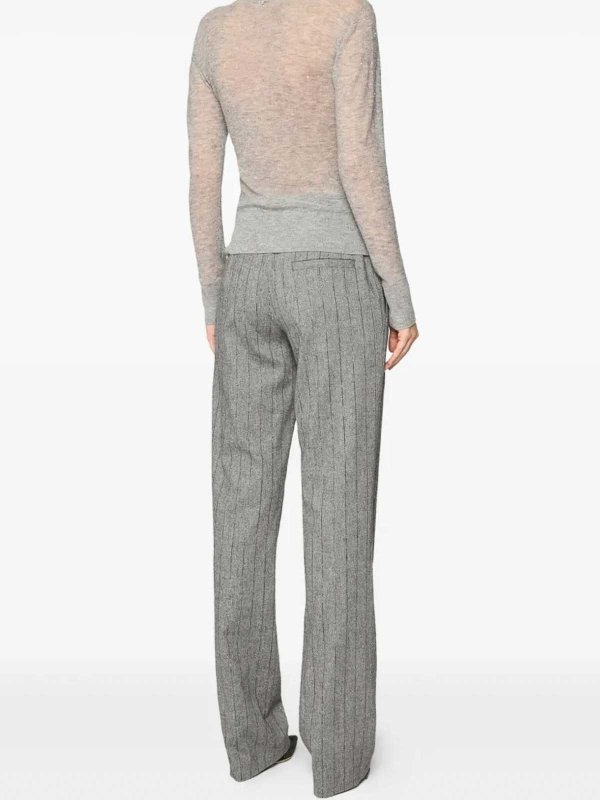 The Best Shops GENNY: Suéteres con cuello pico - Suéter Cuello Redondo - Gris