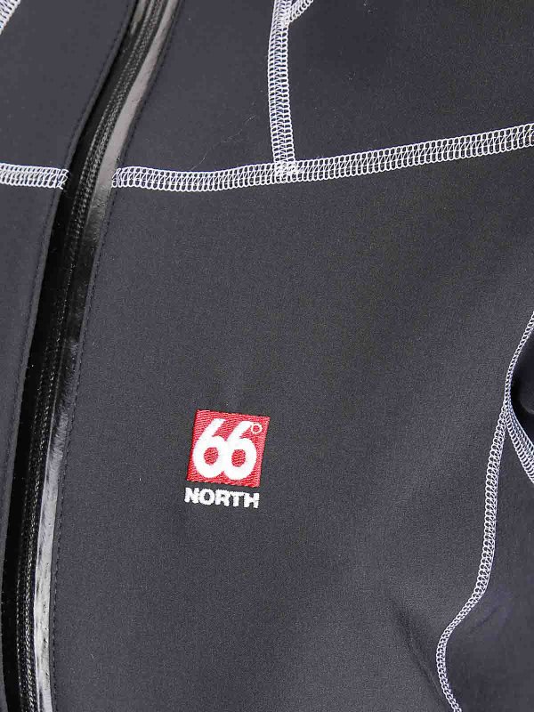 The Best Shops 66 NORTH: Chaquetas casual - Chaqueta Casual - Negro