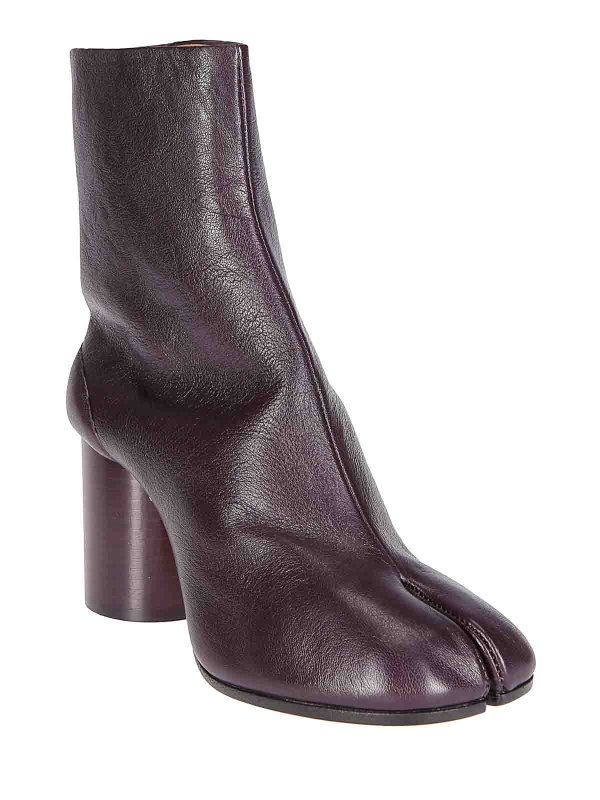 Maison Margiela: ankle boots online - Tabi Ankle Boots H80