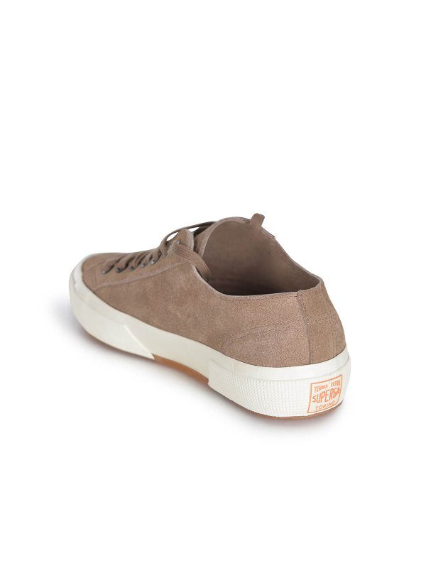 Sneaker - Braun shop online: Superga