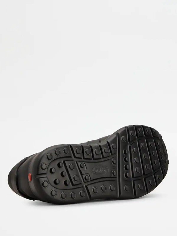 Sneakers shop online: TOD