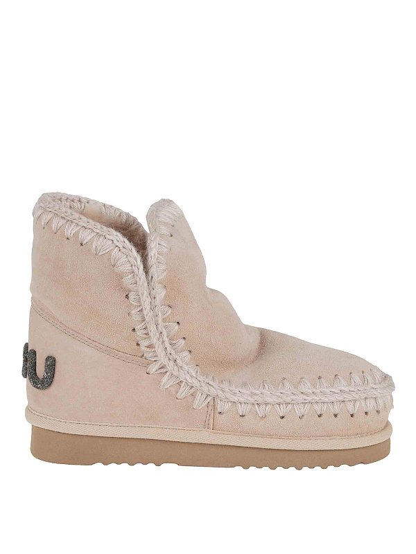 MOU: Botas - Botas - Beis