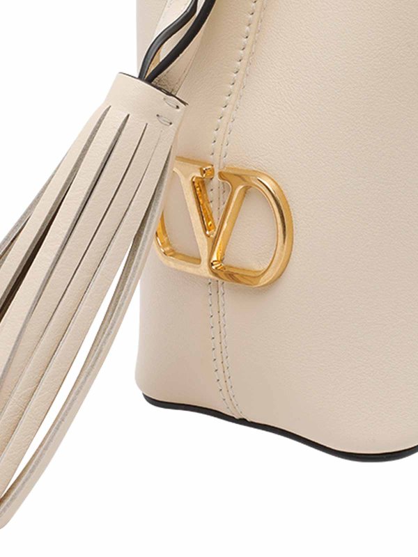 バケットバッグ - 白 shop online: VALENTINO GARAVANI