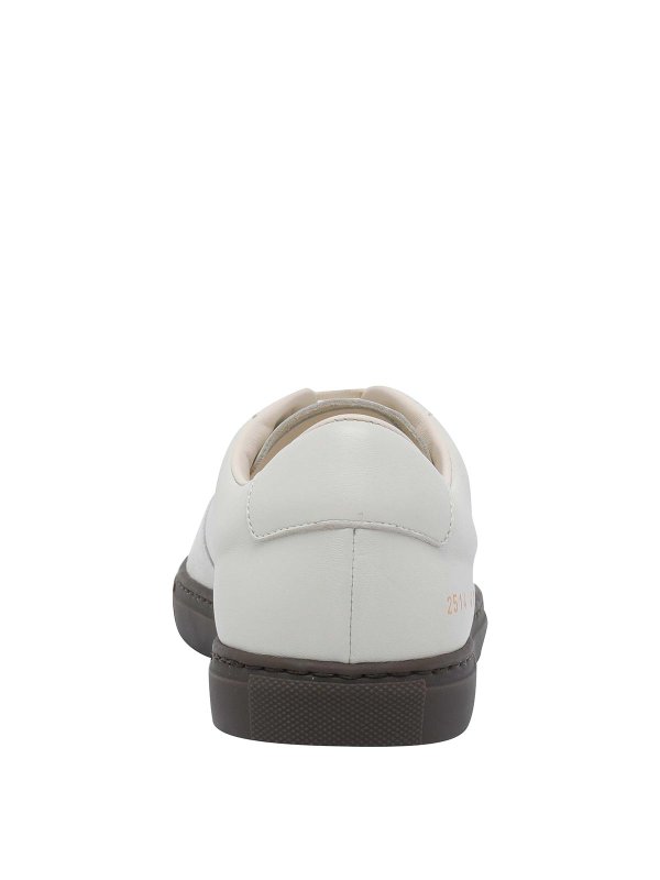 Scneaker shop online: COMMON PROJECTS