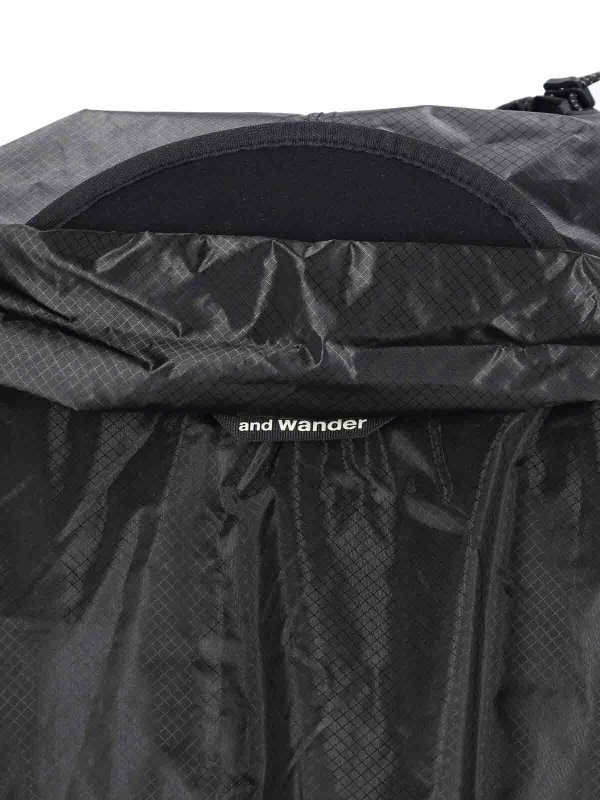 The Best Shops AND WANDER: Mantelle e poncho - Poncho