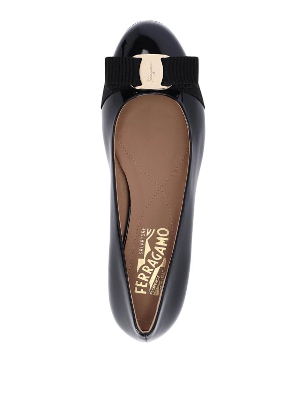 FERRAGAMO buy online フラットシューズ - 黒