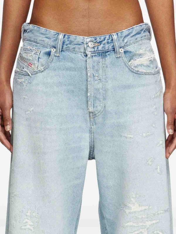 ストレートジーンズ - ミディアムウォッシュ shop online: DIESEL