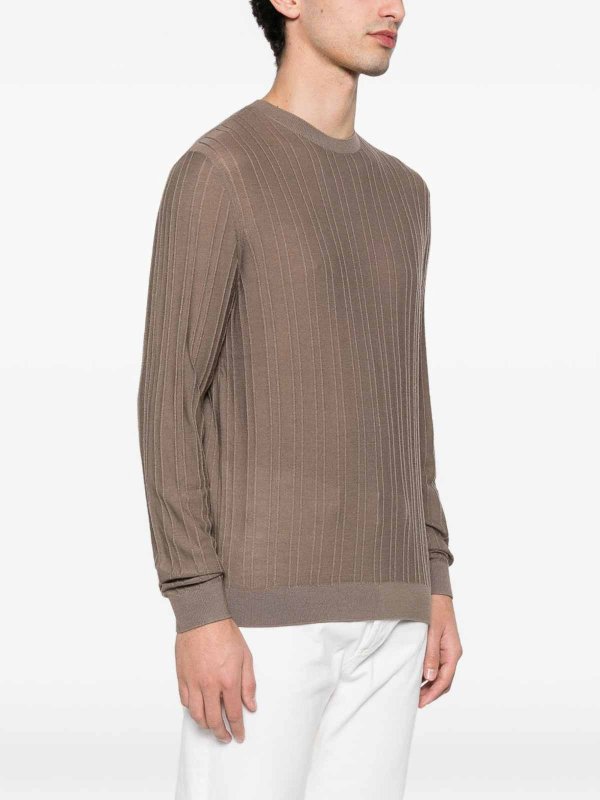 EMPORIO ARMANI: クルーネック online - クルーネック - ライトブラウン