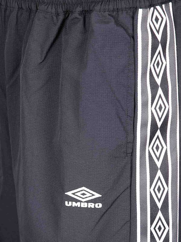The Best Shops UMBRO: Pantalones deportivos - Pantalones Deportivos - Negro