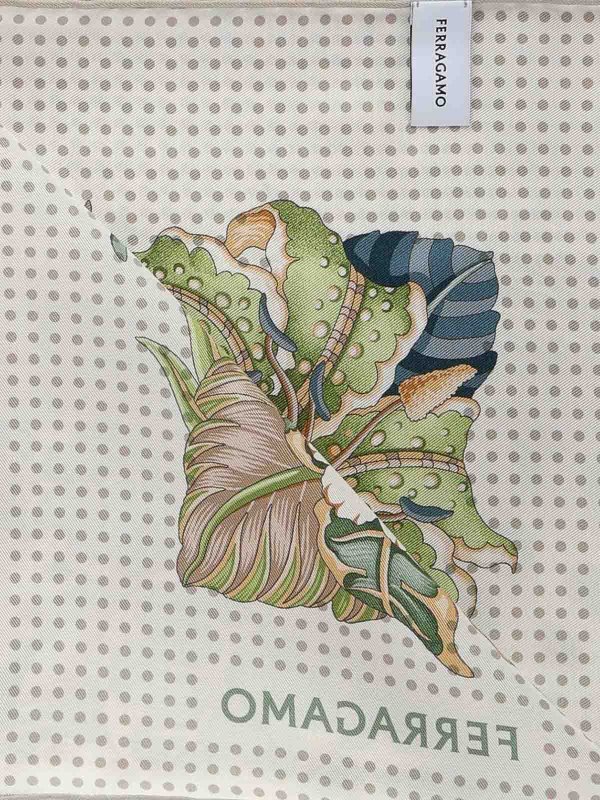 SALVATORE FERRAGAMO: スカーフ online - スカーフ - マルチカラー