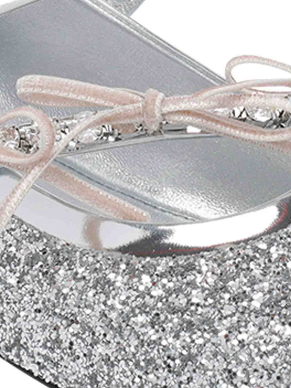 フラットシューズ - 銀 shop online: JIMMY CHOO