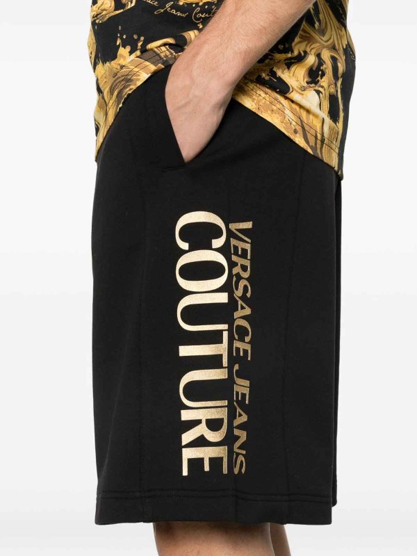 Versace Jeans Couture: トラウザーショーツ online - ショートパンツ - 黒