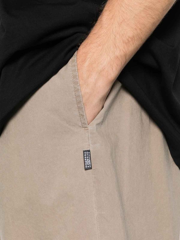 ショートパンツ - ベージュ shop online: MM6 MAISON MARGIELA