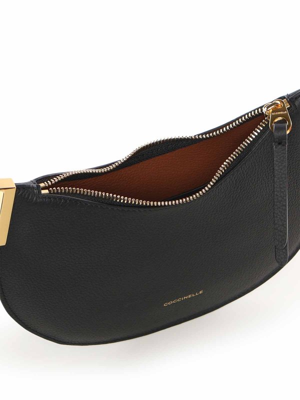 ショルダーバッグ - ブラウン shop online: COCCINELLE