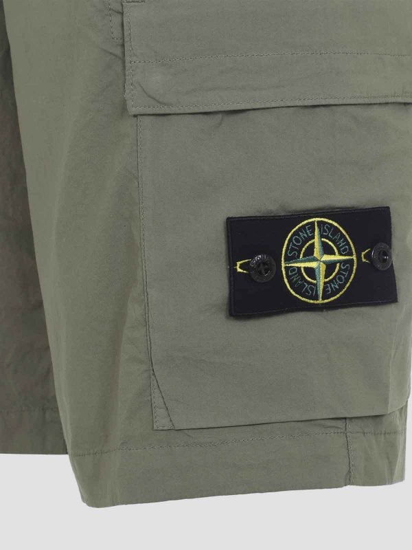 The Best Shops STONE ISLAND: トラウザーショーツ - ショートパンツ - 緑