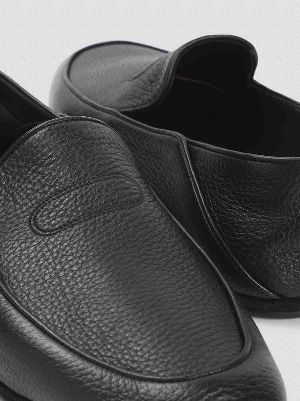 フラットシューズ - 黒 shop online: JOHN LOBB